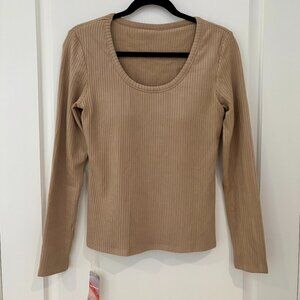 ⭐️NWT⭐️– OGL BRAMI Long-Sleeve Square-NecK Top  Size L   Tawny Beige